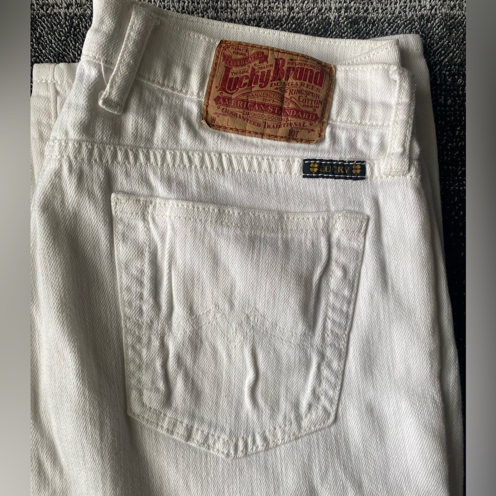 Lucky Brand straight leg jeans